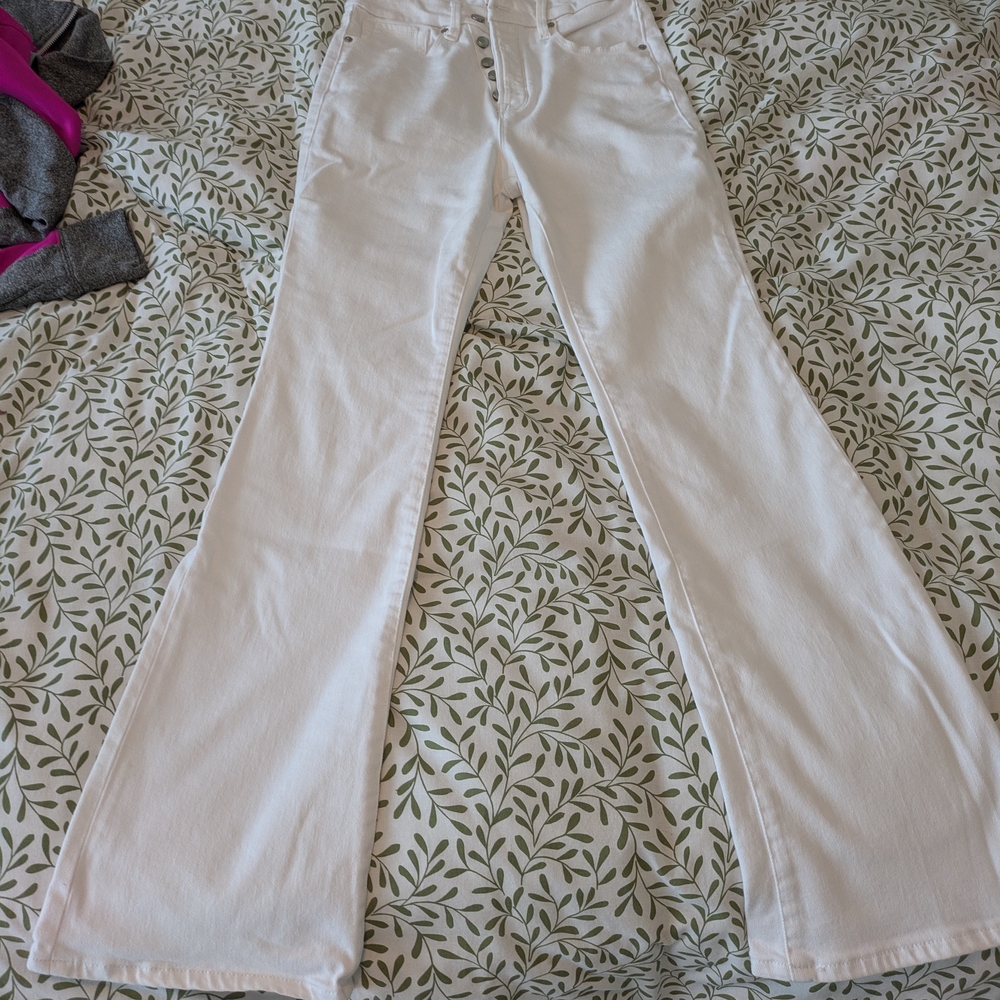 Good American Ivory Denim